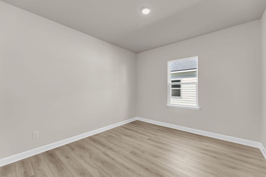 Spacious, unfurnished interior of a new home in , Ravenel (Image 13).