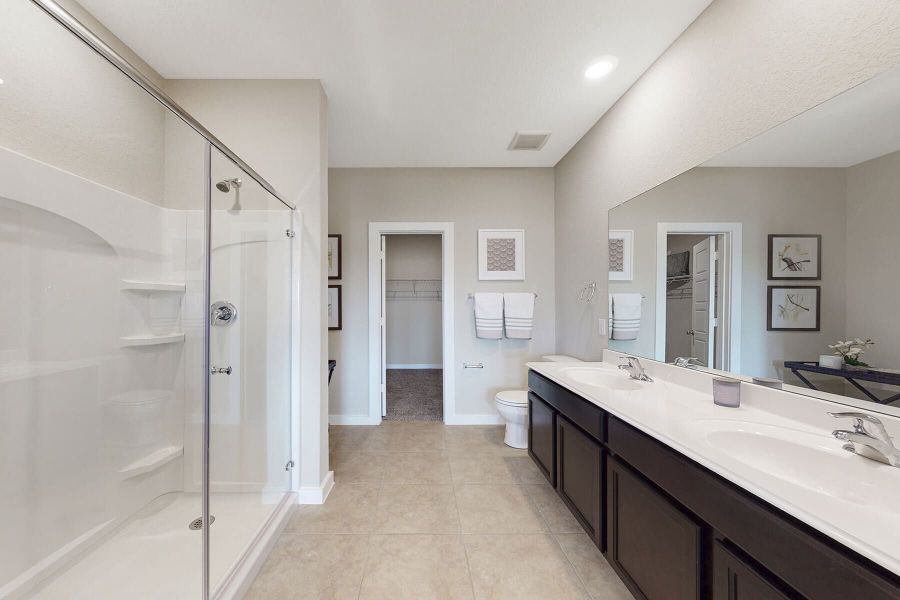 Owner's Bathroom Owner's Bathroom