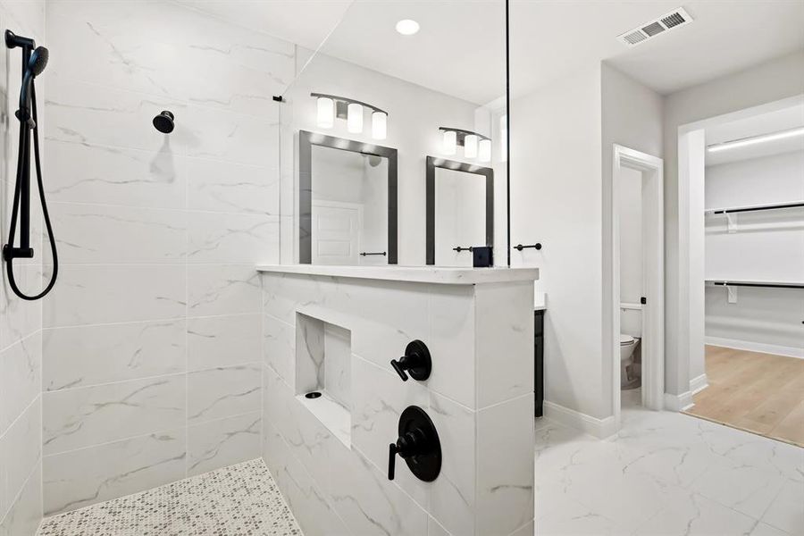 Furnished interior view inside a new home in Greenville Heights, Dallas (Image 13).