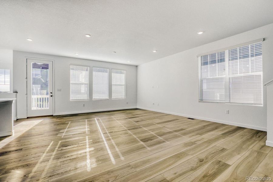 Spacious, unfurnished interior of a new home in Parterre, Thornton (Image 9). Spacious, unfurnished interior of a new home in Parterre, Thornton (Image 9).