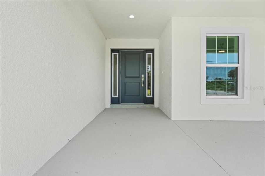 Spacious, unfurnished interior of a new home in , Englewood (Image 28).