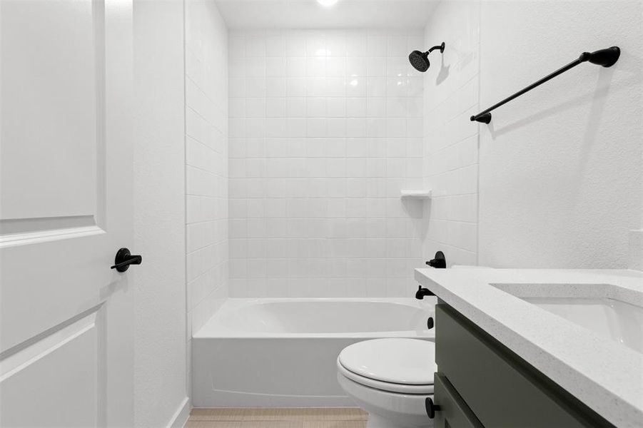 026-12412AudubonTrail-Wylie-TX-75098-Bathroom2.jpg-SMALL