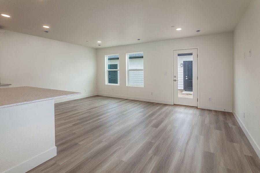 Spacious, unfurnished interior of a new home in Bloom, Fort Collins (Image 25).