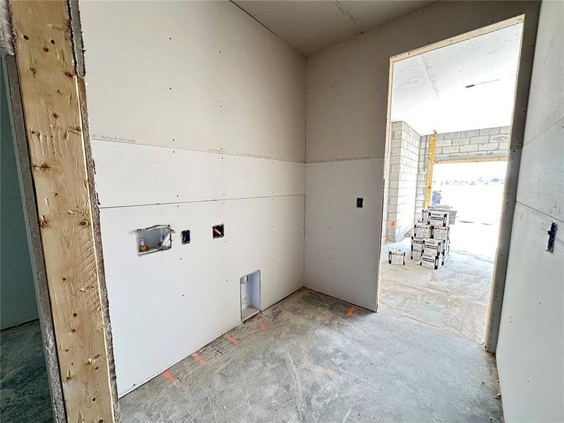 In-progress construction of a new home in , Wimauma, FL (Image 22).