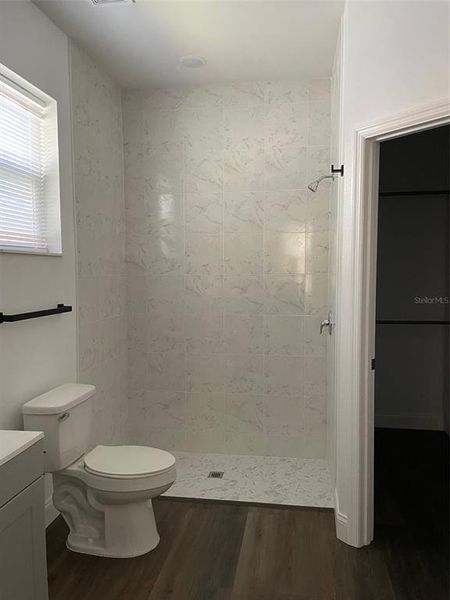 Furnished interior view inside a new home in , Deland (Image 16).