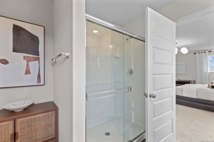 Furnished interior view inside a new home in Horizon Ridge, San Antonio (Image 22). Furnished interior view inside a new home in Horizon Ridge, San Antonio (Image 22).