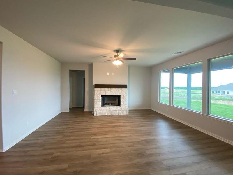 Spacious, unfurnished interior of a new home in Hillview Addition, Decatur (Image 17).