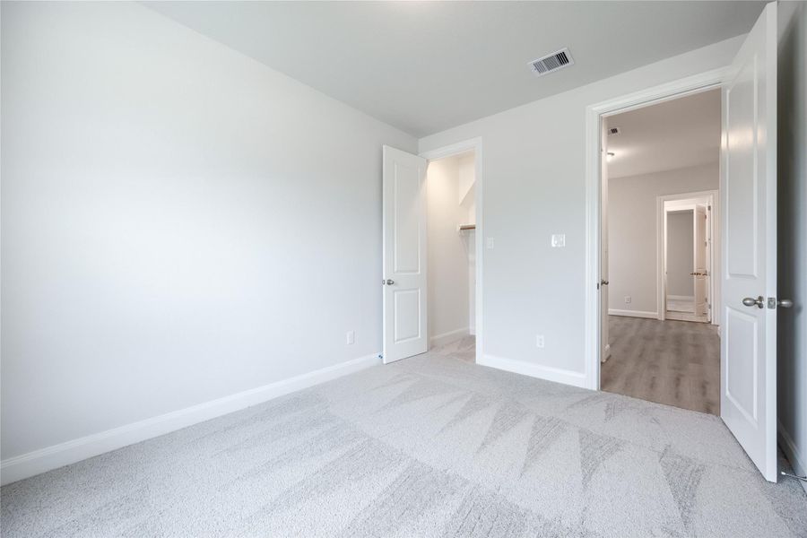 Image 16 of a home in Sunterra.