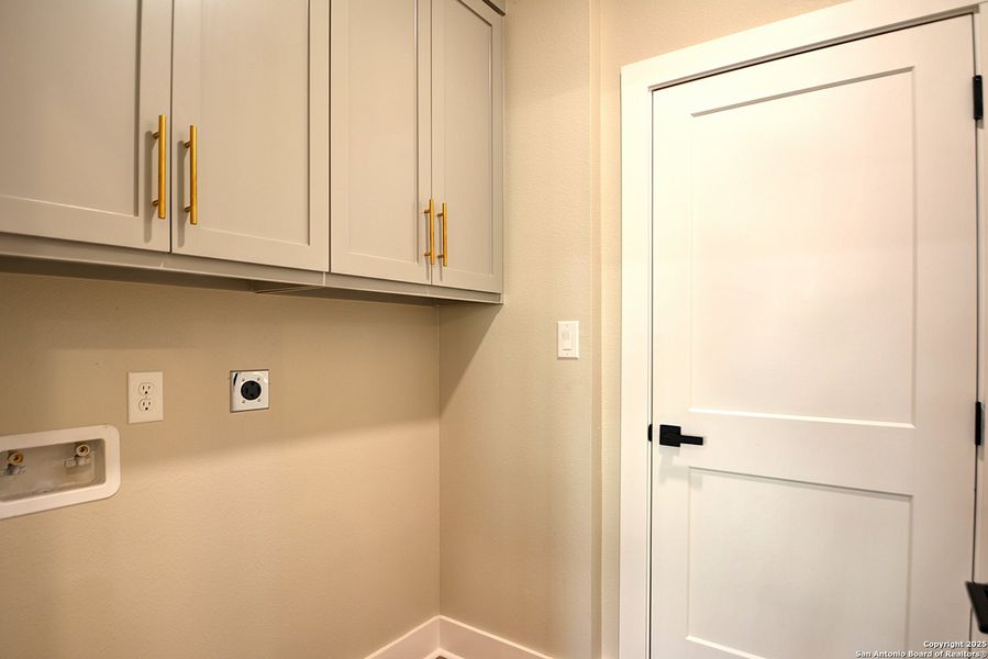 Image 39 of a home in .