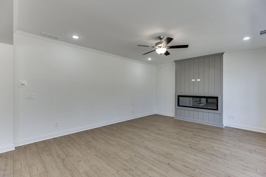 Spacious, unfurnished interior of a new home in , Commerce (Image 35).