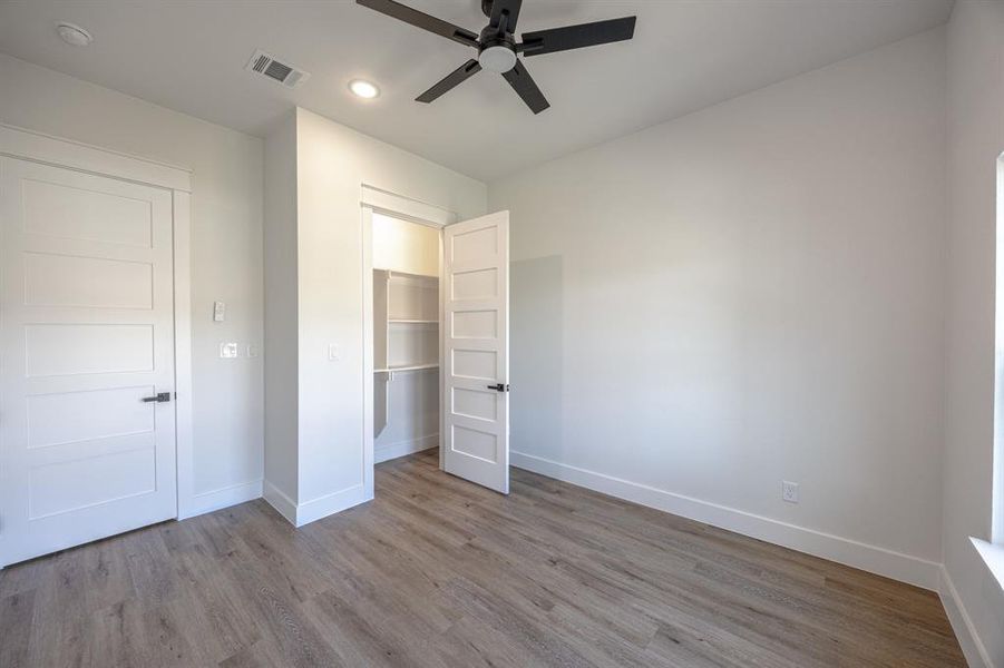 Spacious, unfurnished interior of a new home in , Fort Worth (Image 18).