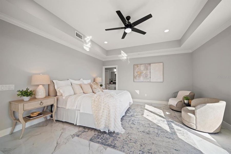 Furnished interior view inside a new home in , Clearwater (Image 10).