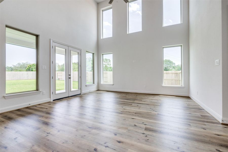 Spacious, unfurnished interior of a new home in , Sealy (Image 24).