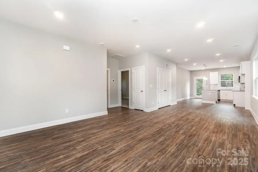 Spacious, unfurnished interior of a new home in , Gastonia (Image 15).
