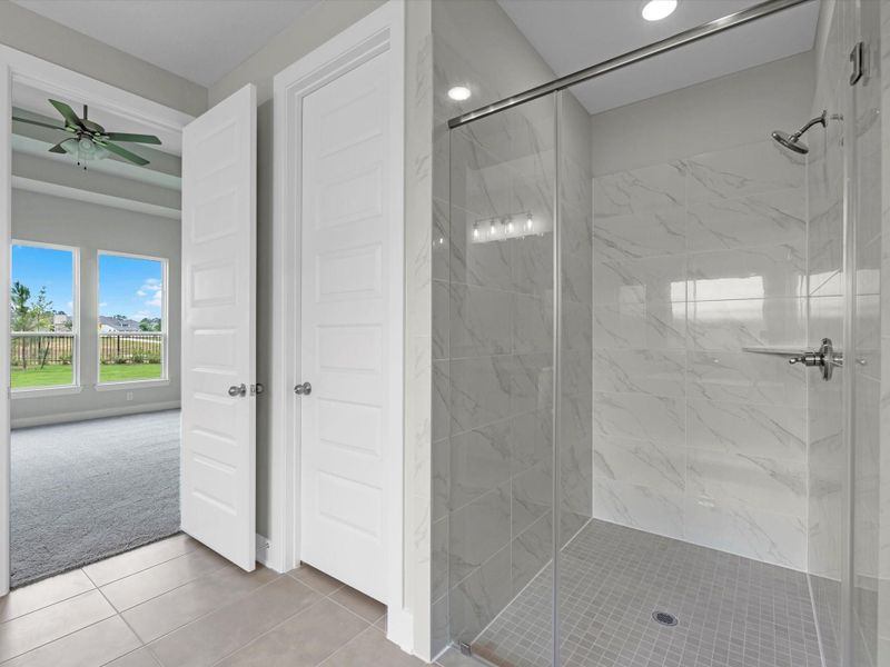 Representative image. Features, specifications, selections and colors may vary. Representative image. Features, specifications, selections and colors may vary.