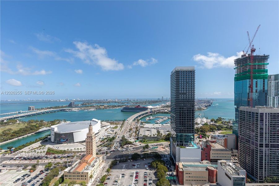 Condo located in Miami, FL showcasing its design and architecture (Image 33). Condo located in Miami, FL showcasing its design and architecture (Image 33).