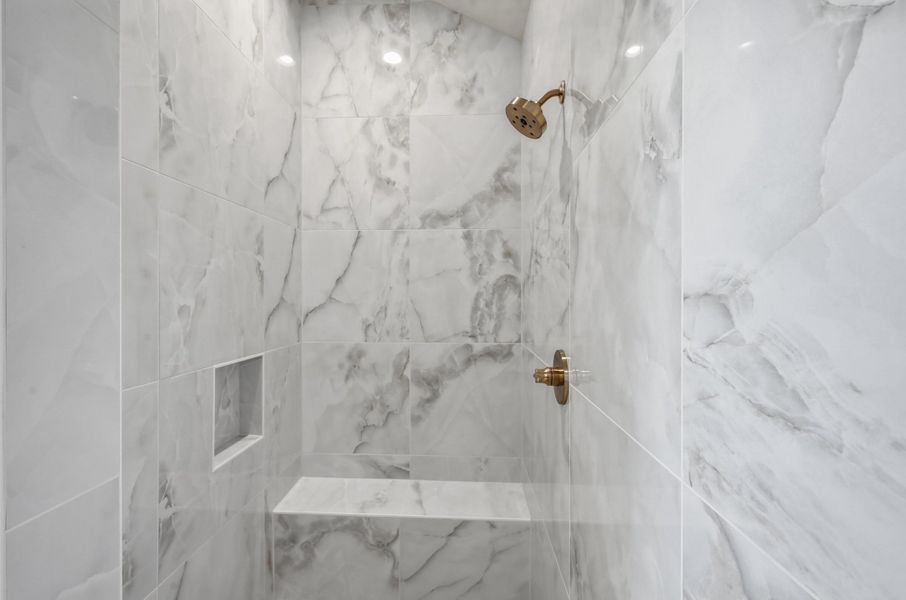 Close-up of interior finishes inside a home in Aledo Heights - Aledo ISD, Annetta (Image 19).