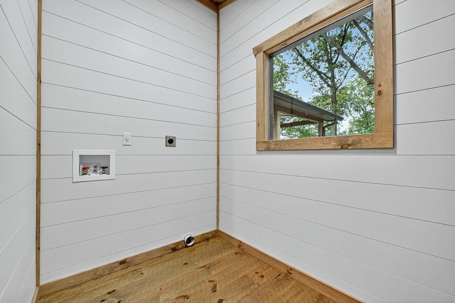 Furnished interior view inside a new home in , Blue Ridge (Image 9).