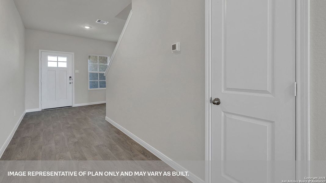 Spacious, unfurnished interior of a new home in Whisper South, San Marcos (Image 32). Spacious, unfurnished interior of a new home in Whisper South, San Marcos (Image 32).