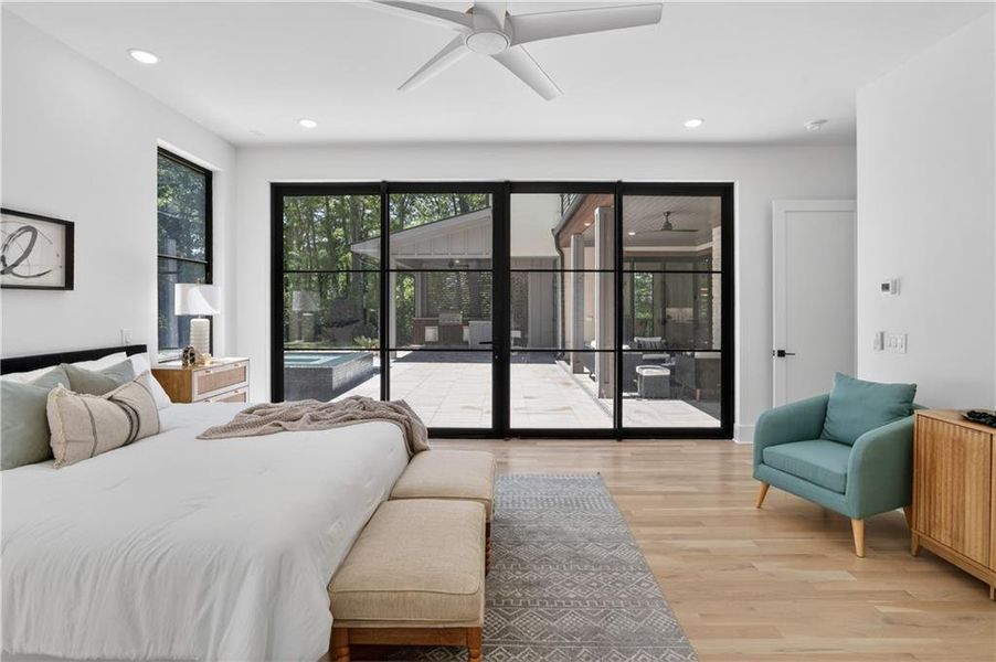 Furnished interior view inside a new home in , Alpharetta (Image 13).