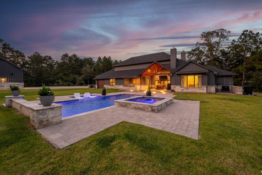 Front exterior of a new home in , Montgomery, TX, highlighting curb appeal (Image 19). Front exterior of a new home in , Montgomery, TX, highlighting curb appeal (Image 19).