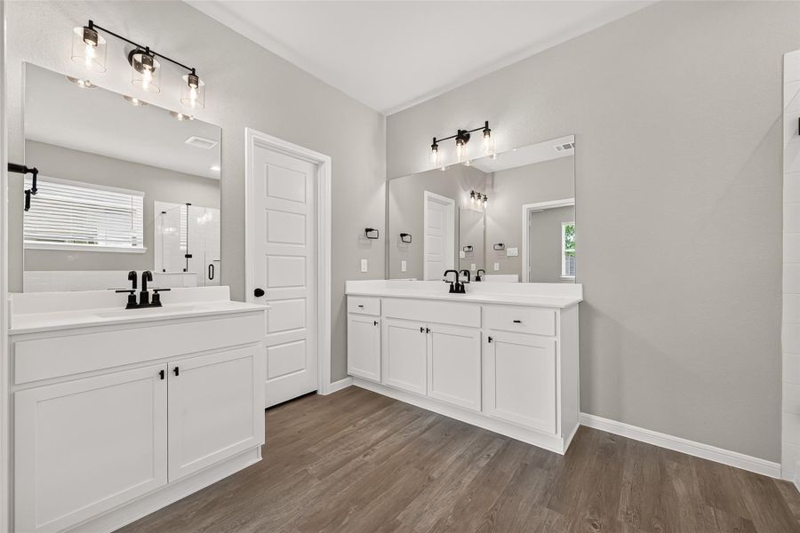 Furnished interior view inside a new home in La Segarra, Brookshire (Image 9).