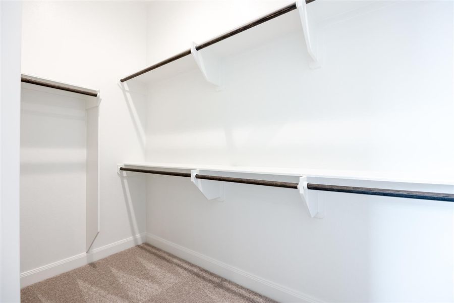 Spacious, unfurnished interior of a new home in Sunterra, Katy (Image 25). Spacious, unfurnished interior of a new home in Sunterra, Katy (Image 25).