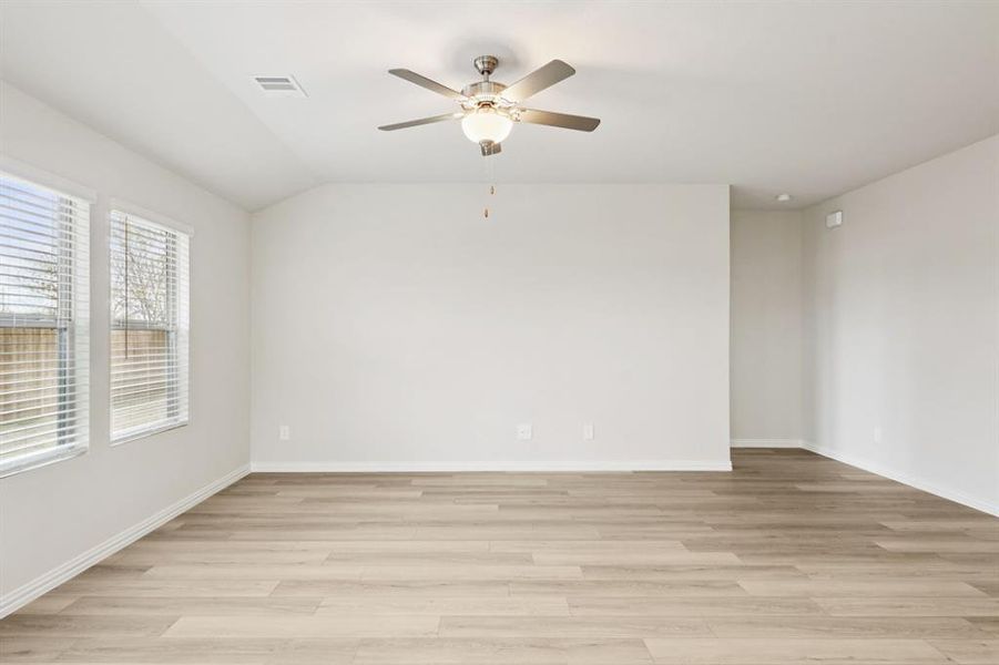 Spacious, unfurnished interior of a new home in Parks at Foster Crossing - Premier Series, Anna (Image 38). Spacious, unfurnished interior of a new home in Parks at Foster Crossing - Premier Series, Anna (Image 38).