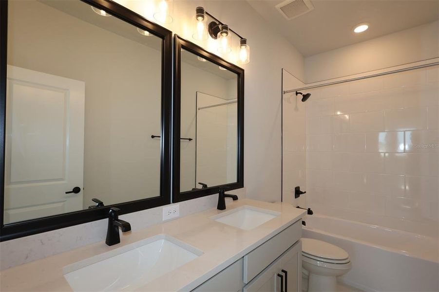 Furnished interior view inside a new home in Chapel Crossings - Garden Series, Wesley Chapel (Image 6). Furnished interior view inside a new home in Chapel Crossings - Garden Series, Wesley Chapel (Image 6).