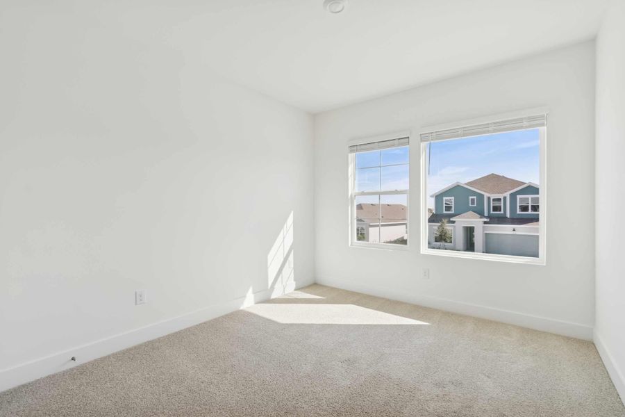 The Magbee II - Bedroom