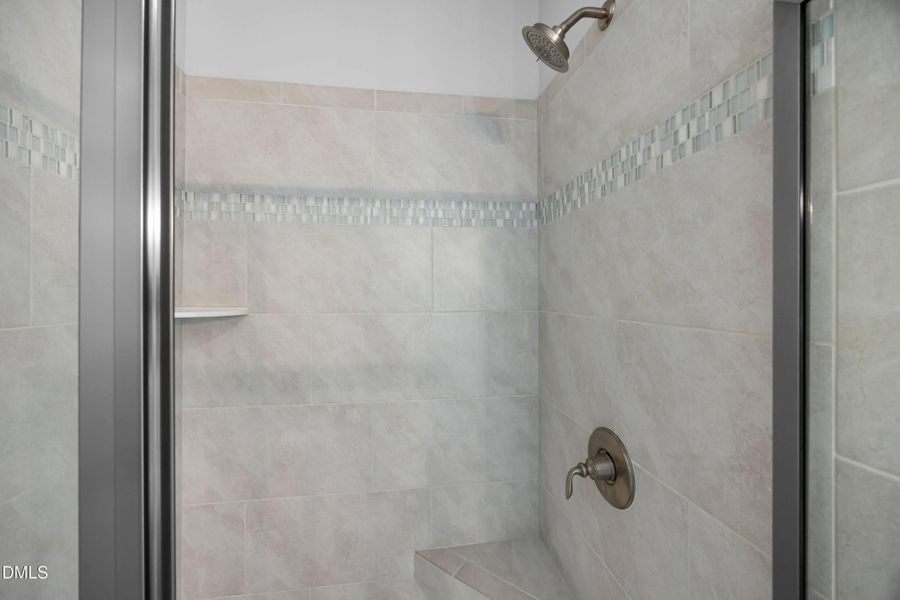 Tiled Walk-in Shower Tiled Walk-in Shower