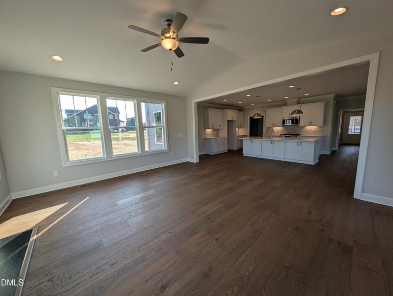 PXL_20251120_144132899