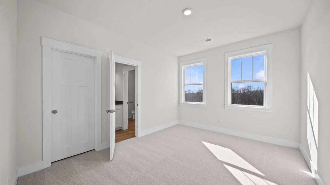 Furnished interior view inside a new home in Pinebrook, Woodruff (Image 35).
