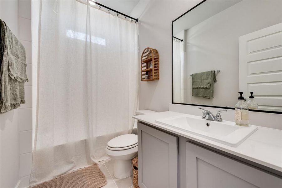 Furnished interior view inside a new home in Devonshire, Forney (Image 18).