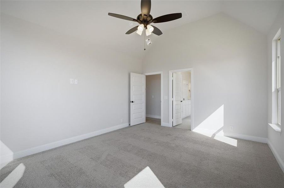 Spacious, unfurnished interior of a new home in Meadow Vista, Anna (Image 30).