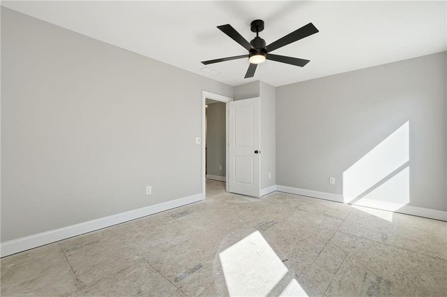 Spacious, unfurnished interior of a new home in , Calhoun (Image 20).