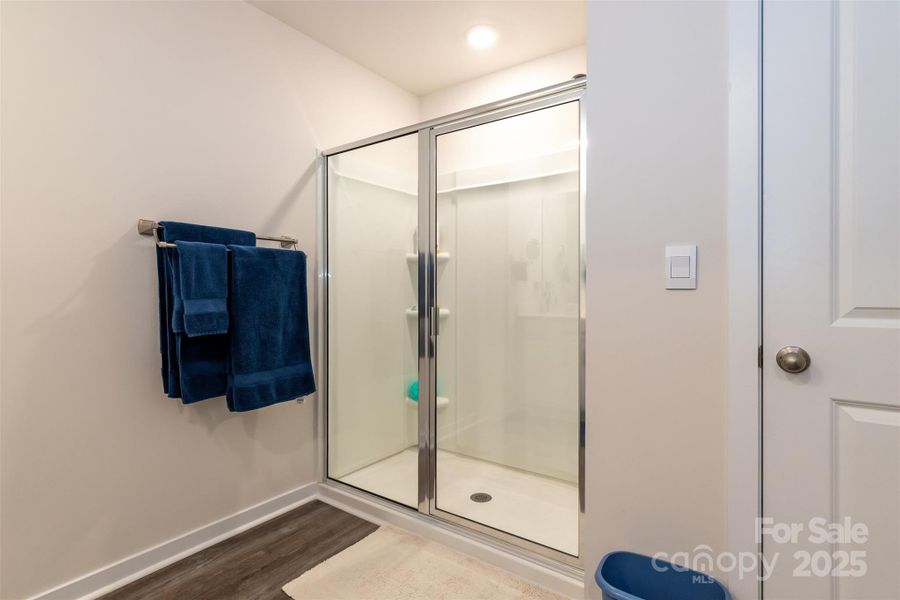 Image 27 of a home in .