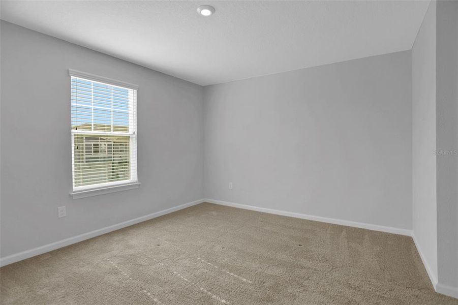 Spacious, unfurnished interior of a new home in , Wesley Chapel (Image 18).