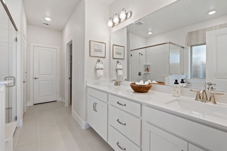 Representative furnished interior of a home built from the Driftwood by Beazer Homes in Enclave at Legacy Hills, Celina (Image 13).