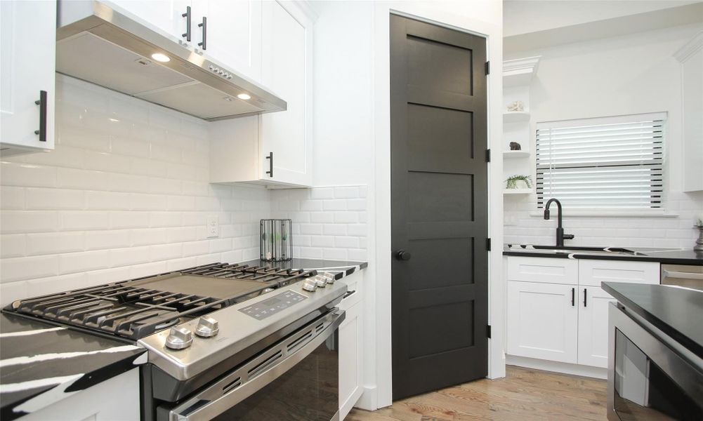 Furnished interior view inside a new home in , Houston (Image 3). Furnished interior view inside a new home in , Houston (Image 3).