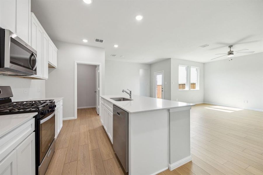Furnished interior view inside a new home in Bellagio, Forney (Image 9).