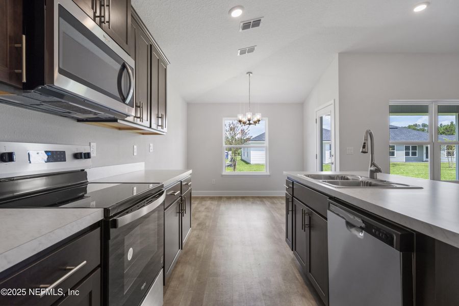 Furnished interior view inside a new home in Summerglen, Jacksonville (Image 7). Furnished interior view inside a new home in Summerglen, Jacksonville (Image 7).
