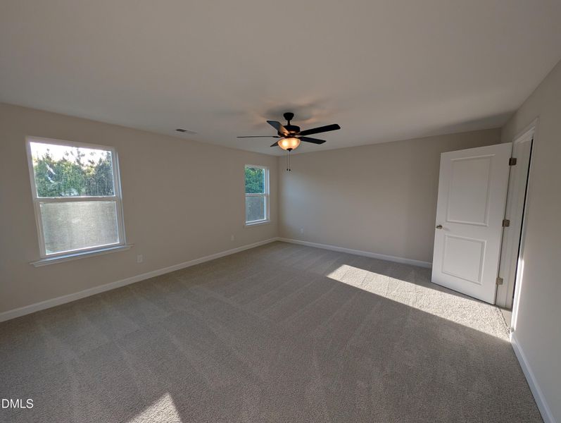 PXL_20260421_223319269.MP