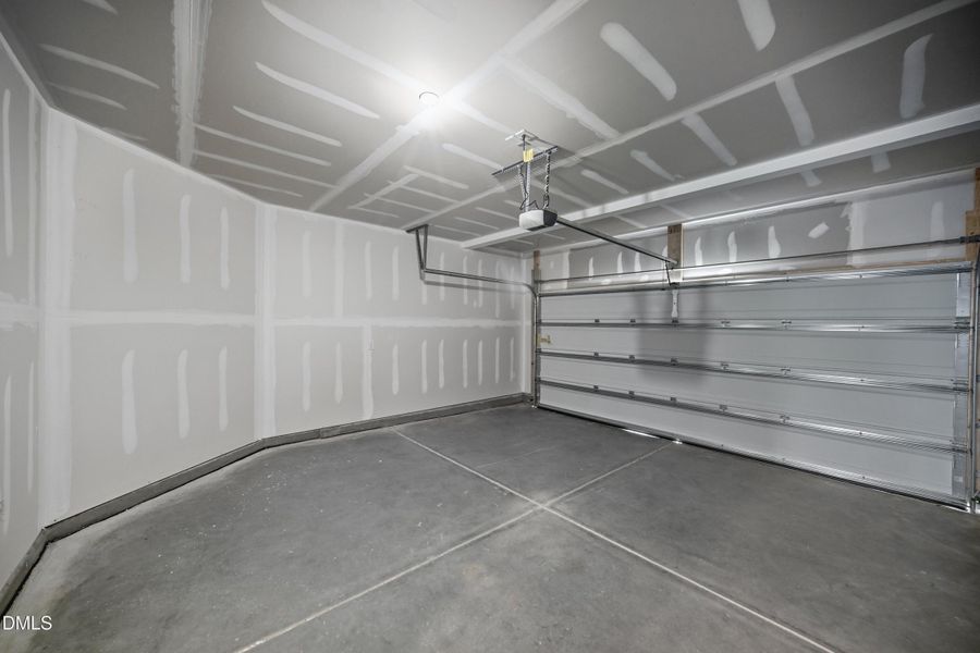 SUN_ParkerRidge_Pic_Coleman_ScreenedPorc