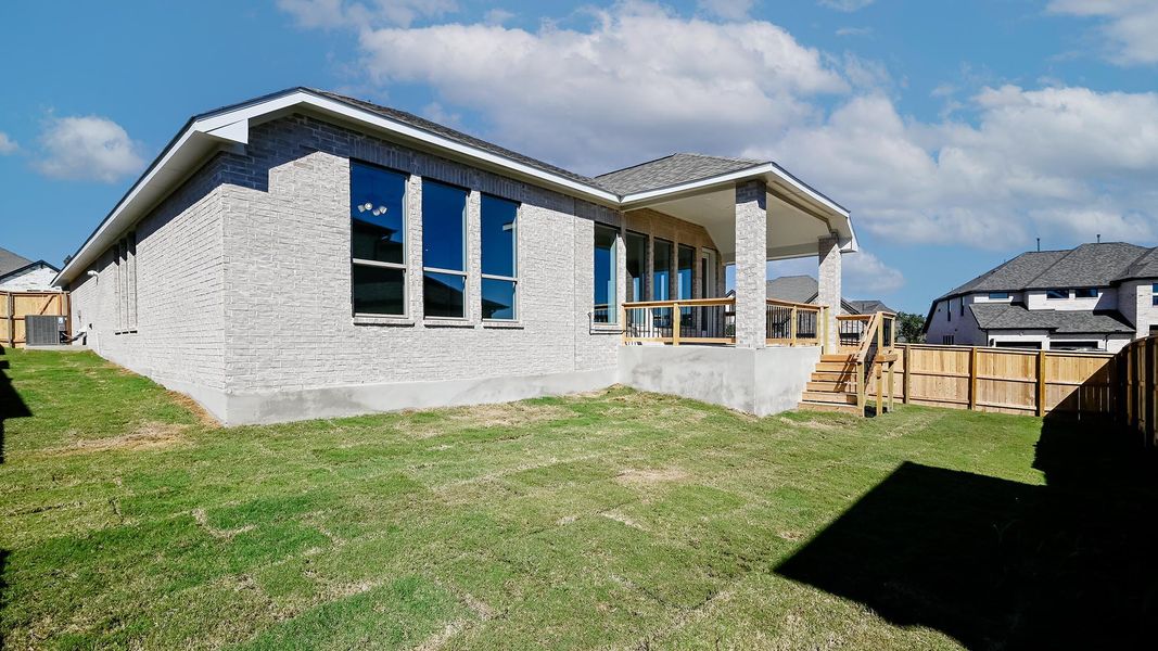 Exterior details and patio area of a home in La Cima 50', San Marcos (Image 3). Exterior details and patio area of a home in La Cima 50', San Marcos (Image 3).