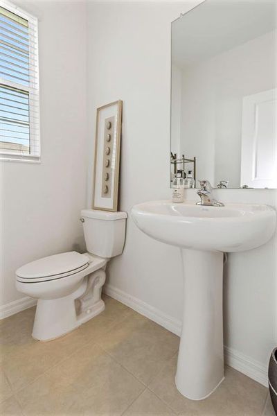 Furnished interior view inside a new home in , Land O' Lakes (Image 10).