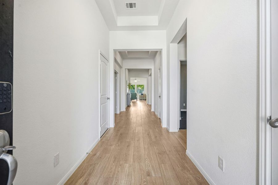 Spacious, unfurnished interior of a new home in , League City (Image 23).