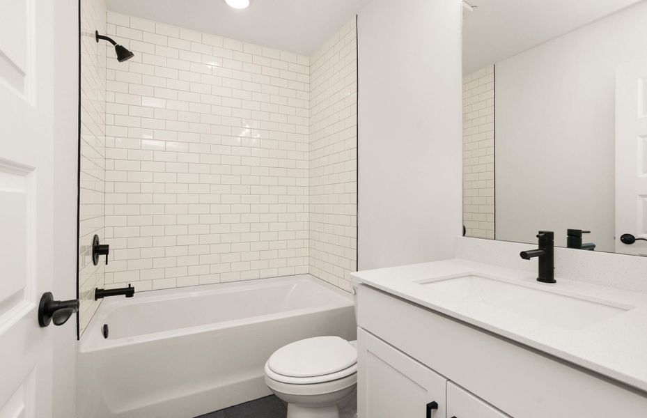 Image 44 of a home in Durham Farms.