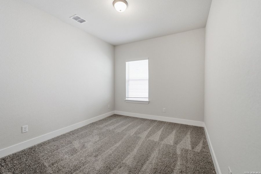 Spacious, unfurnished interior of a new home in Mesa Vista, Von Ormy (Image 22).