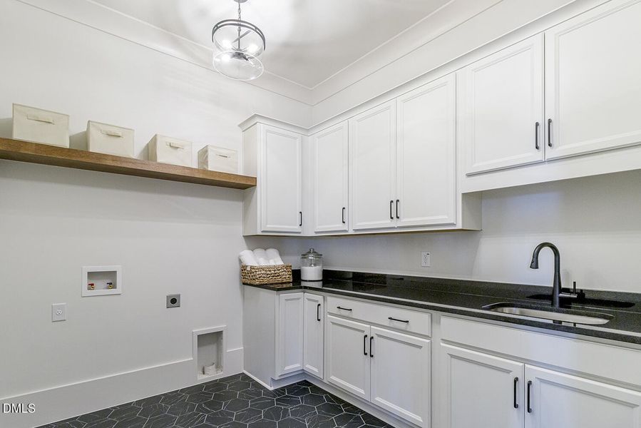 3900_BERKELY_TOWN_LANE_24_sm